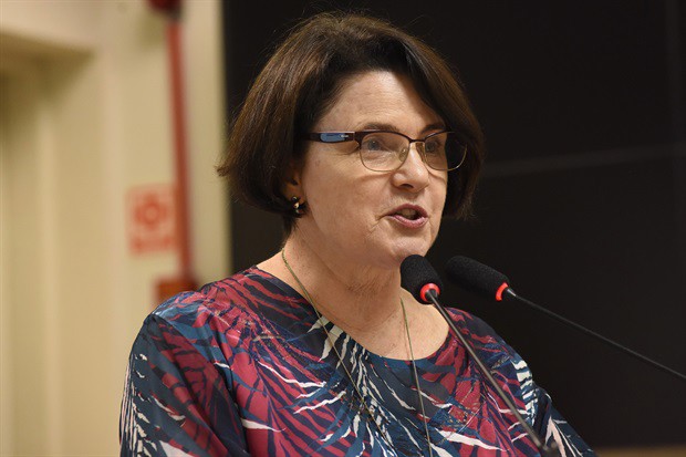 Nancy Thame ocupou a tribuna da Câmara na segunda-feira (18)