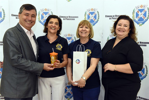 Solene aconteceu na manhã desta terça-feira (13), no salão nobre “Prof. Prof. Helly de Campos Melges” da Câmara