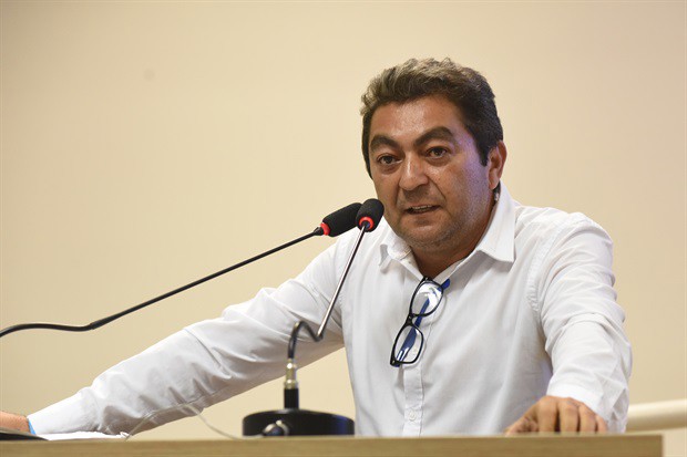 José Edvaldo Brito defende CPI do Semae