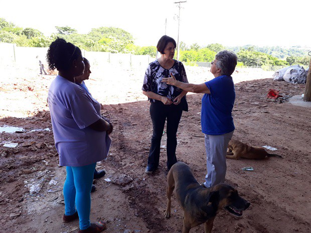 Presidente da Cooperativa, Ednalda Souza, cobra infraestrutura. 